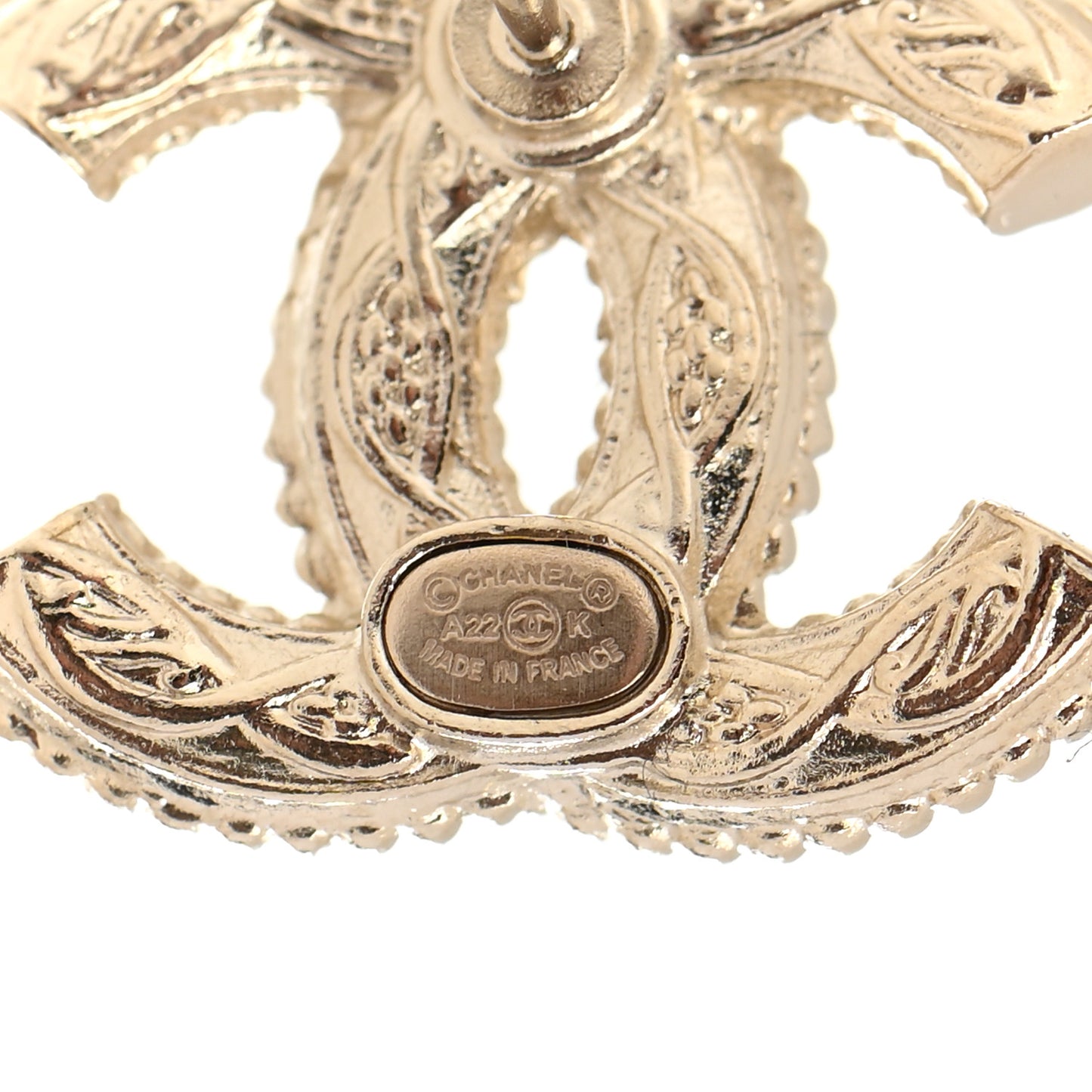 Metal CC Earrings Gold