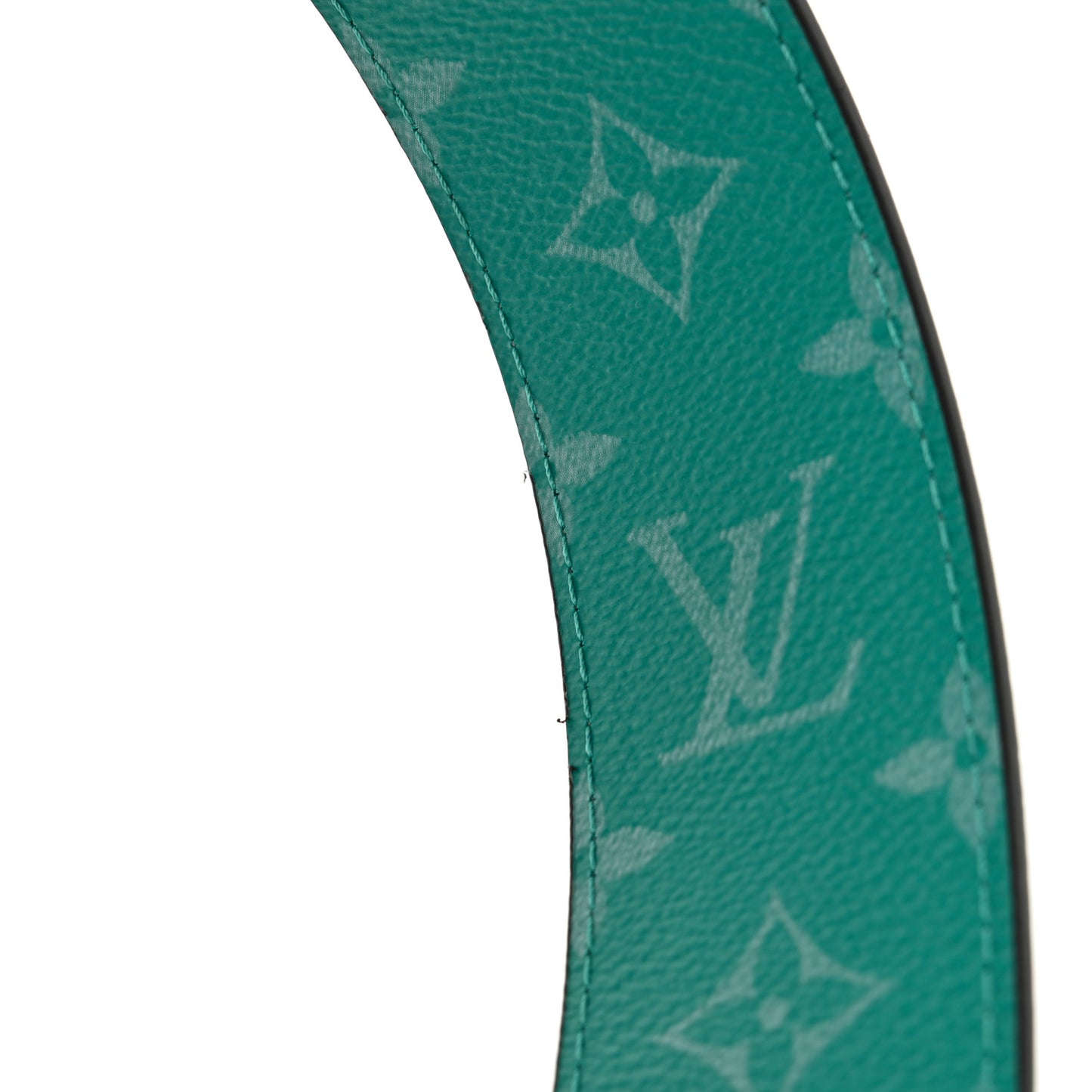 Taiga Monogram Outdoor Messenger Vert