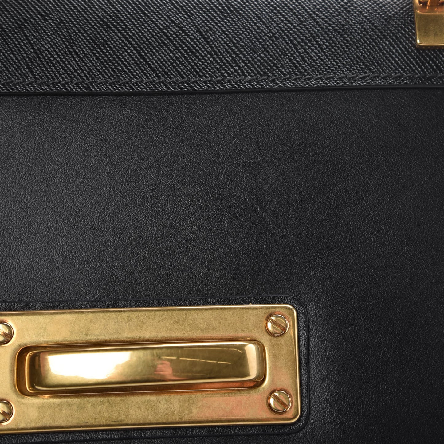 City Calf Saffiano Pionniere Bag Black