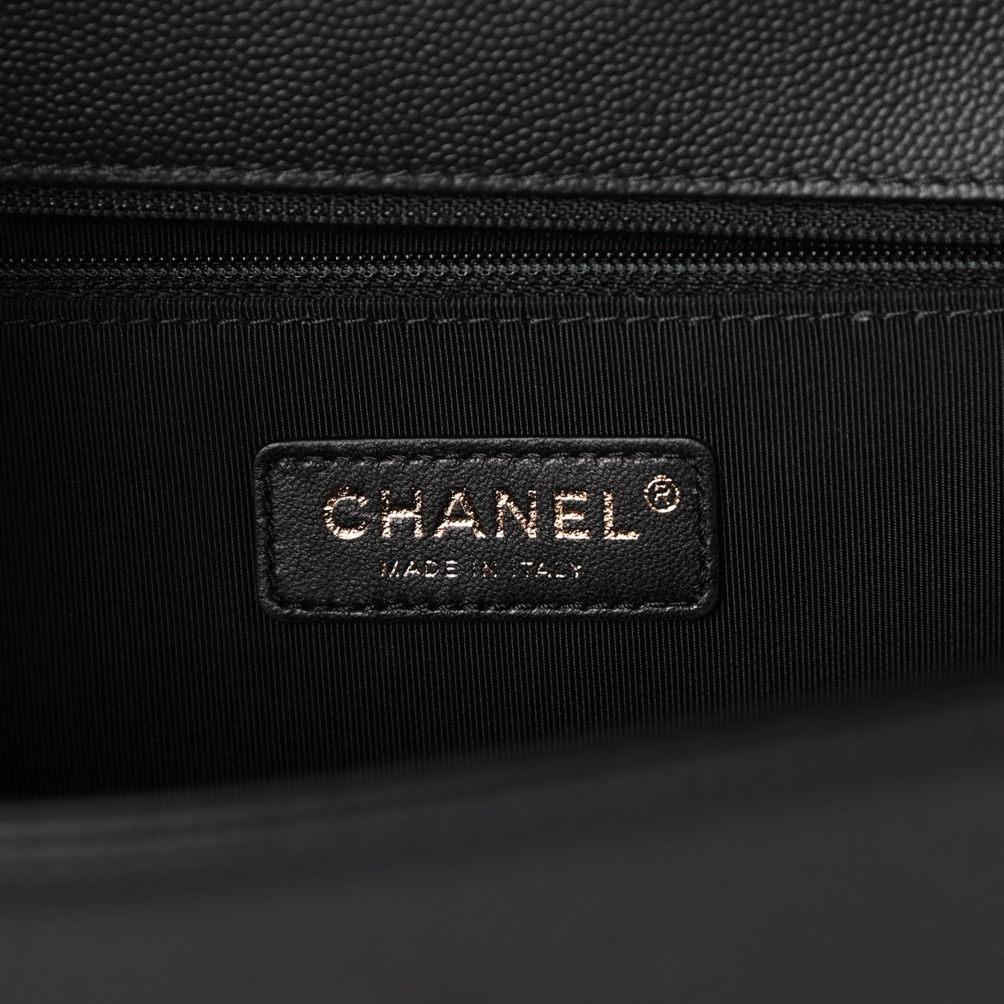 Caviar Quilted New Medium Boy Flap Black