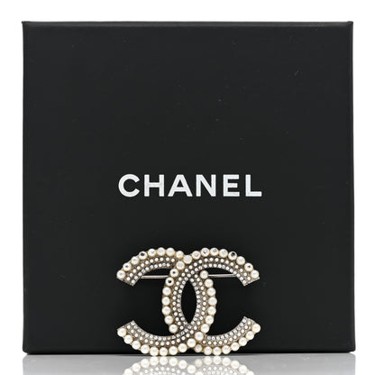 Chanel Pearl Crystal CC Brooch Gold 6 of 6