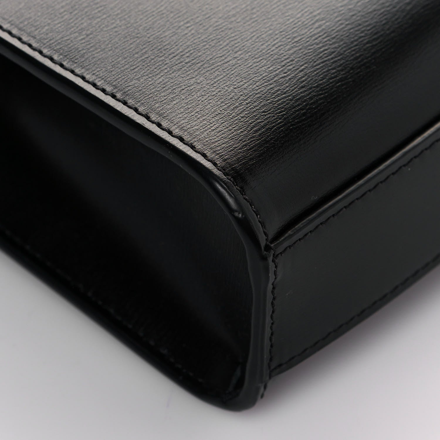 Saint Laurent Smooth Calfskin Manhattan Shoulder Bag Black 10 of 12