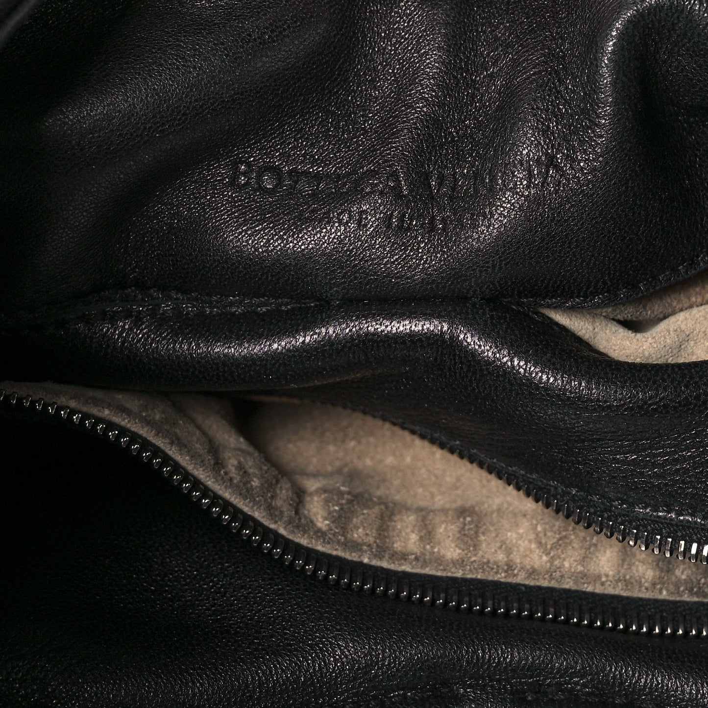 Nappa Intrecciato Ball Hobo Black