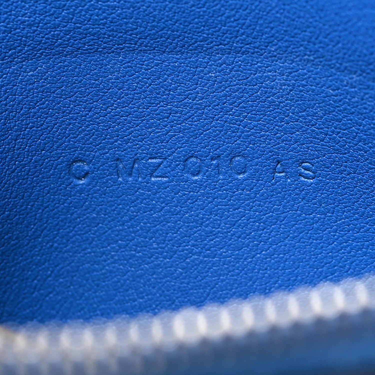 Hermes Swift Couverture Nouvelle Carre Pocket Pouch Bleu Encre Rose D'Ete 7 of 7