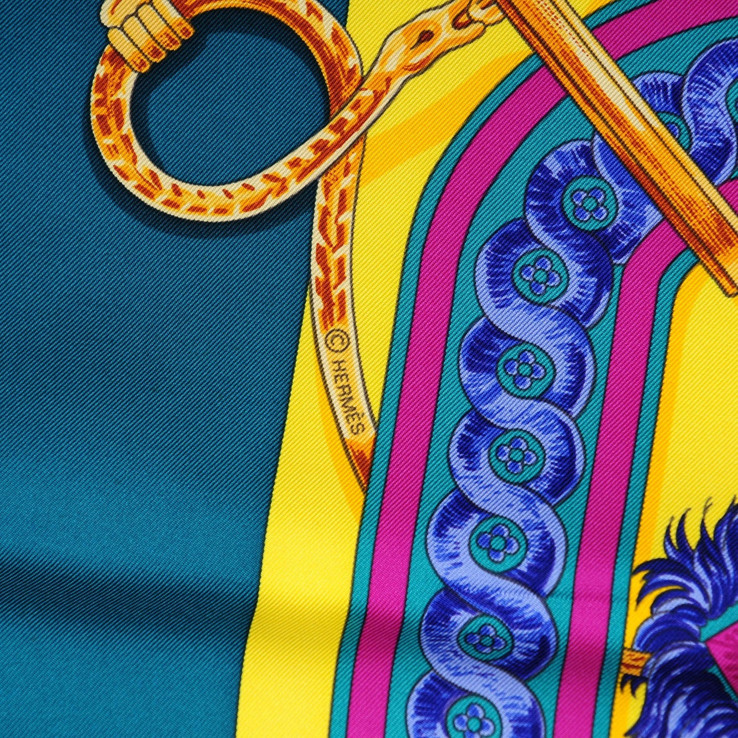 Hermes Silk Bride De Cour Scarf 90 Canard Jaune Vif Fuchsia 4 of 5