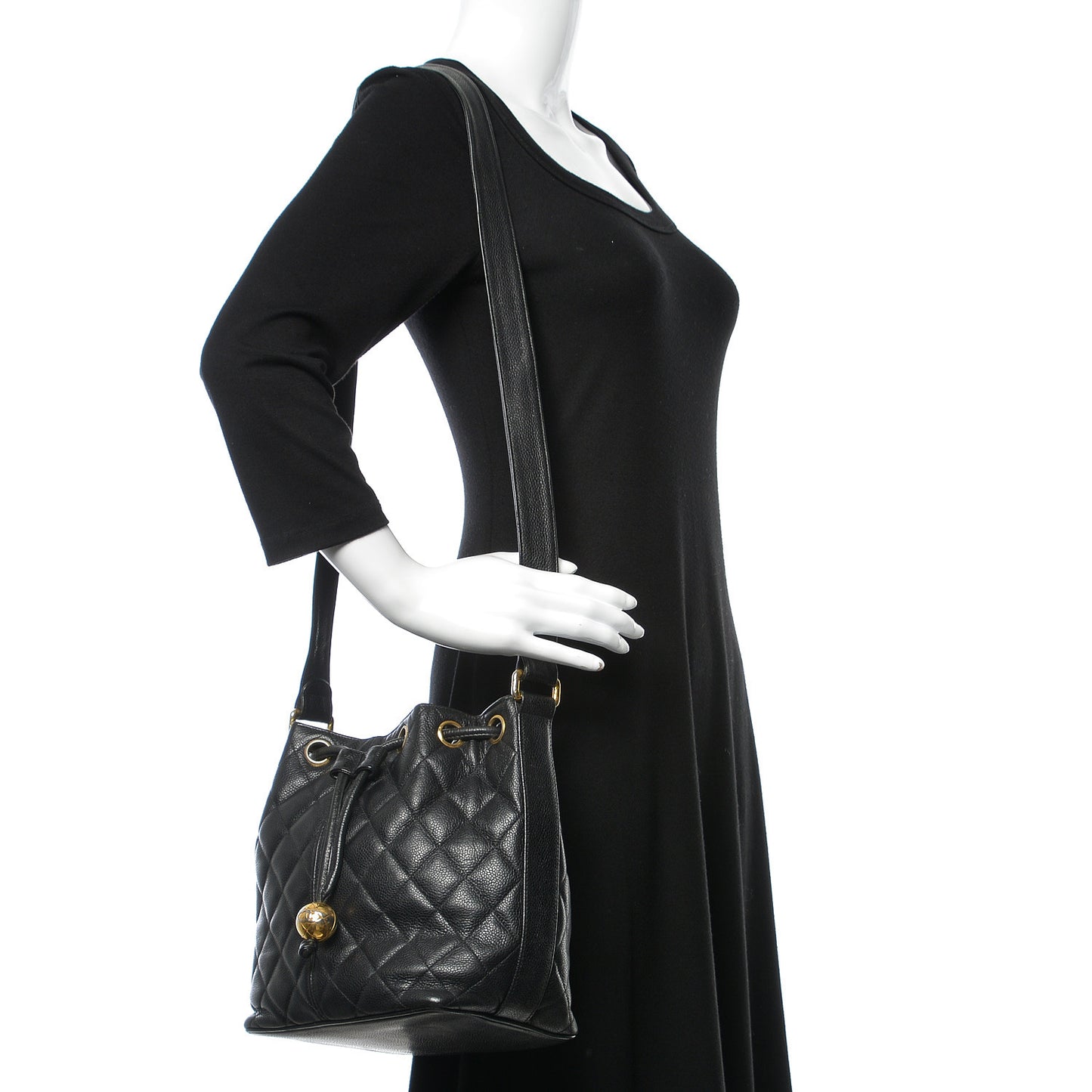 Caviar Quilted Drawstring Shoulder Bag Black