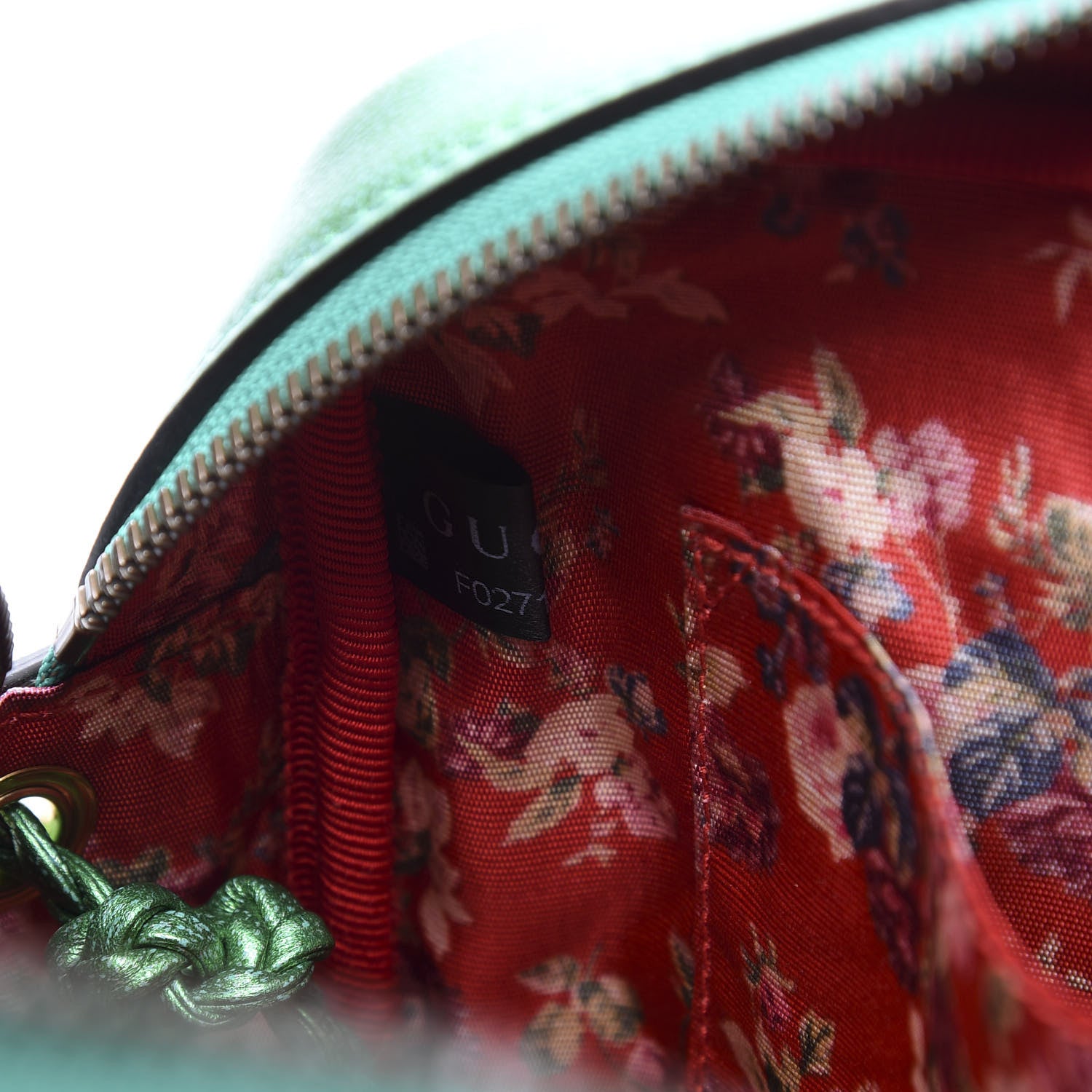 Gucci Laminated Nappa Trapuntata Small Zumi Shoulder Bag Jasmine Green 7 of 10