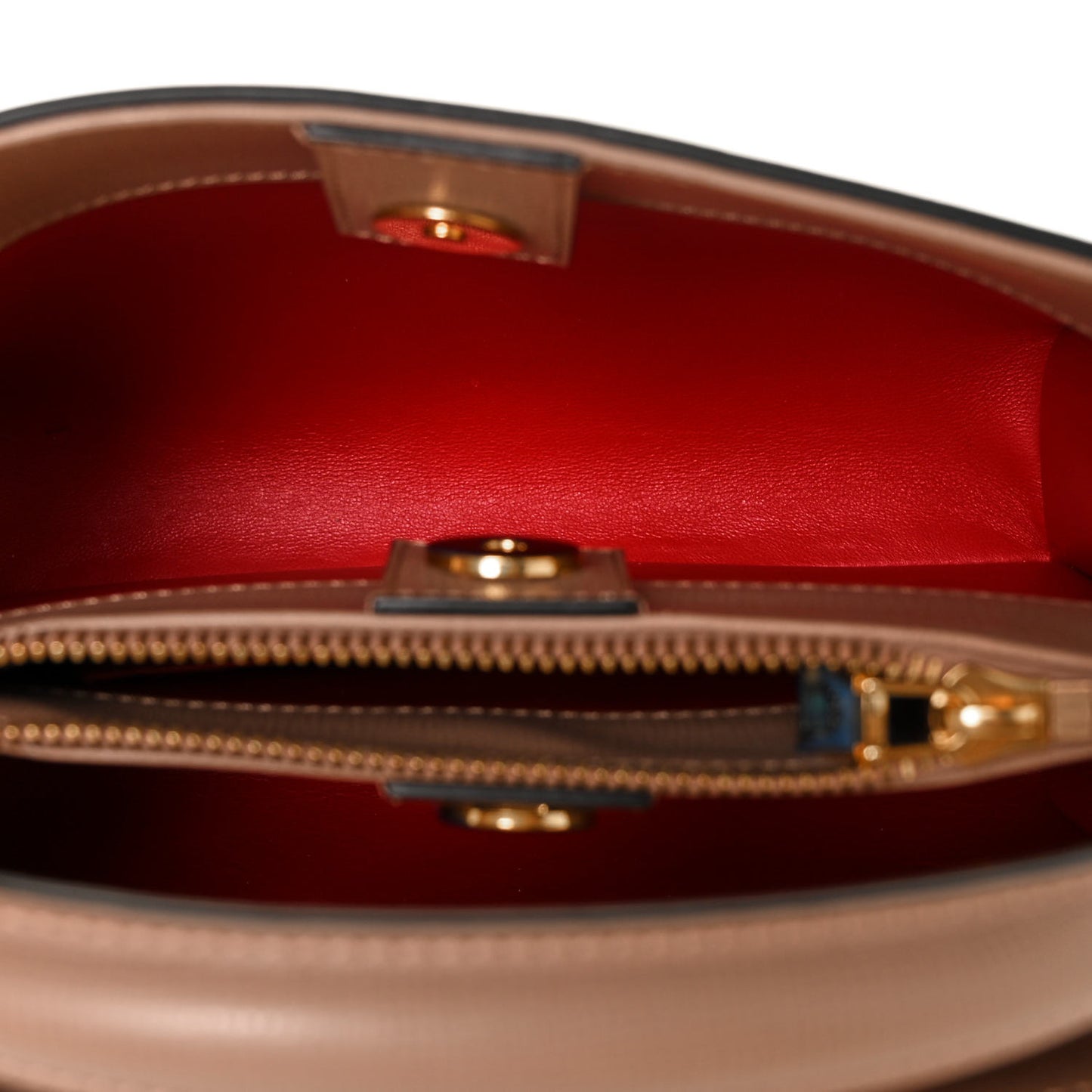 Vitello Small Rockstud Alcove Top-Handle Bag Rose Cannelle