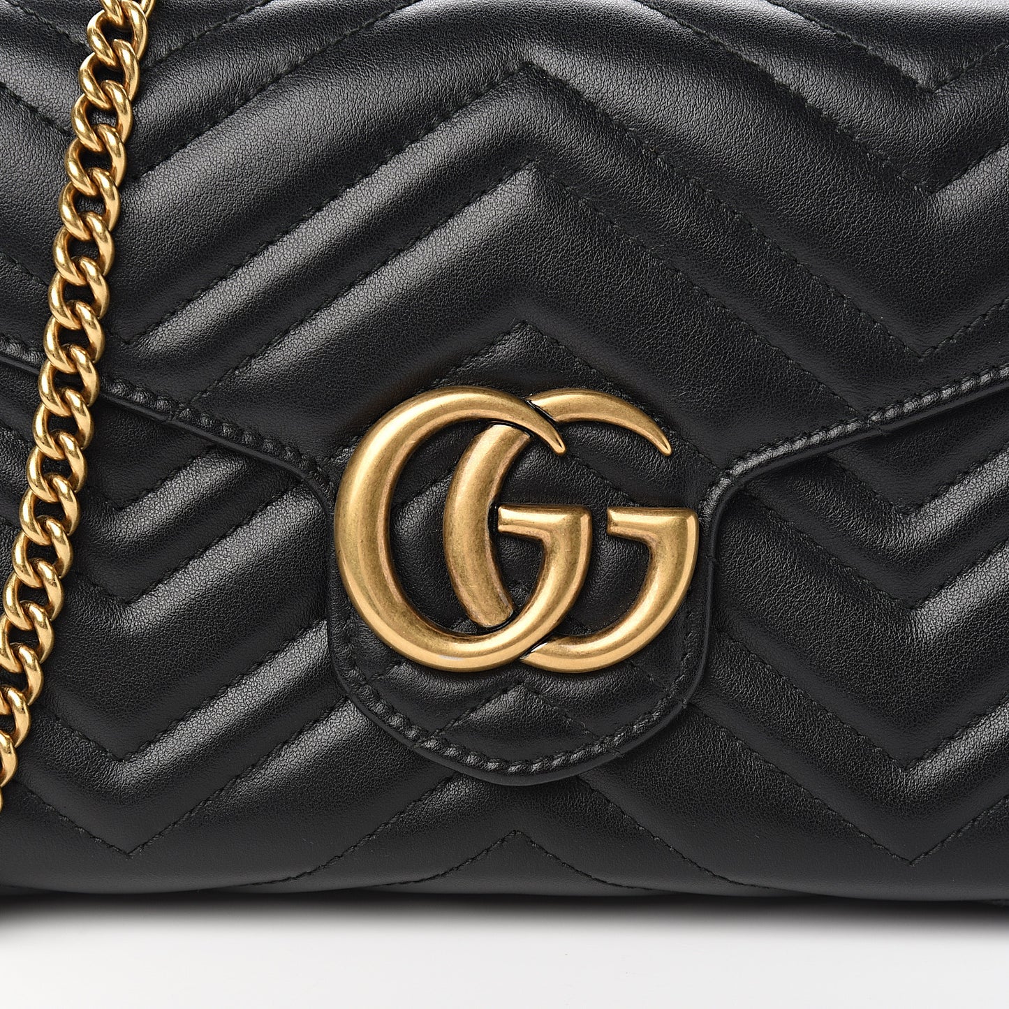 Calfskin Matelasse GG Marmont Chain Wallet Black