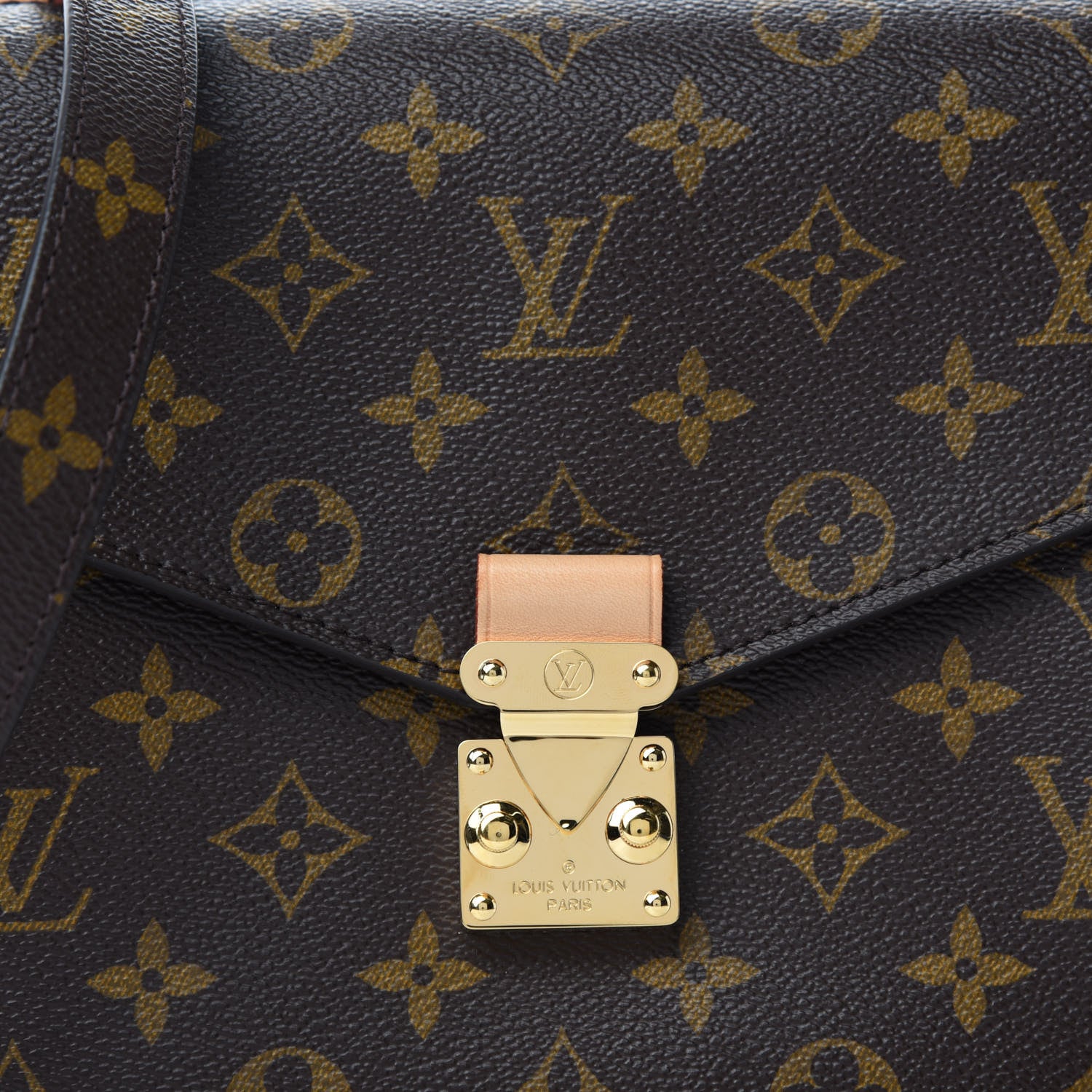 Louis Vuitton Monogram Pochette Metis 11 of 11