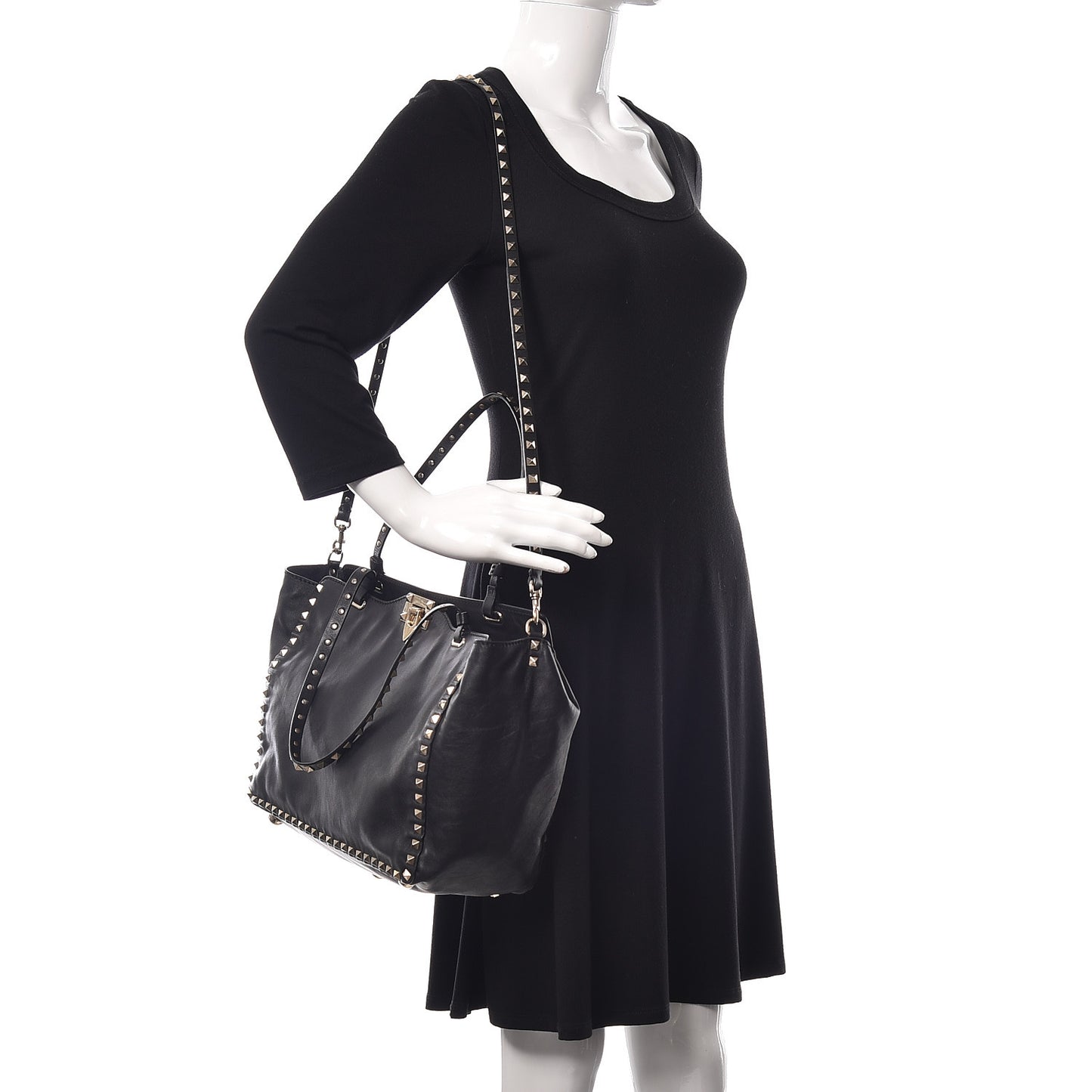 Vitello Medium Rockstud Tote Black