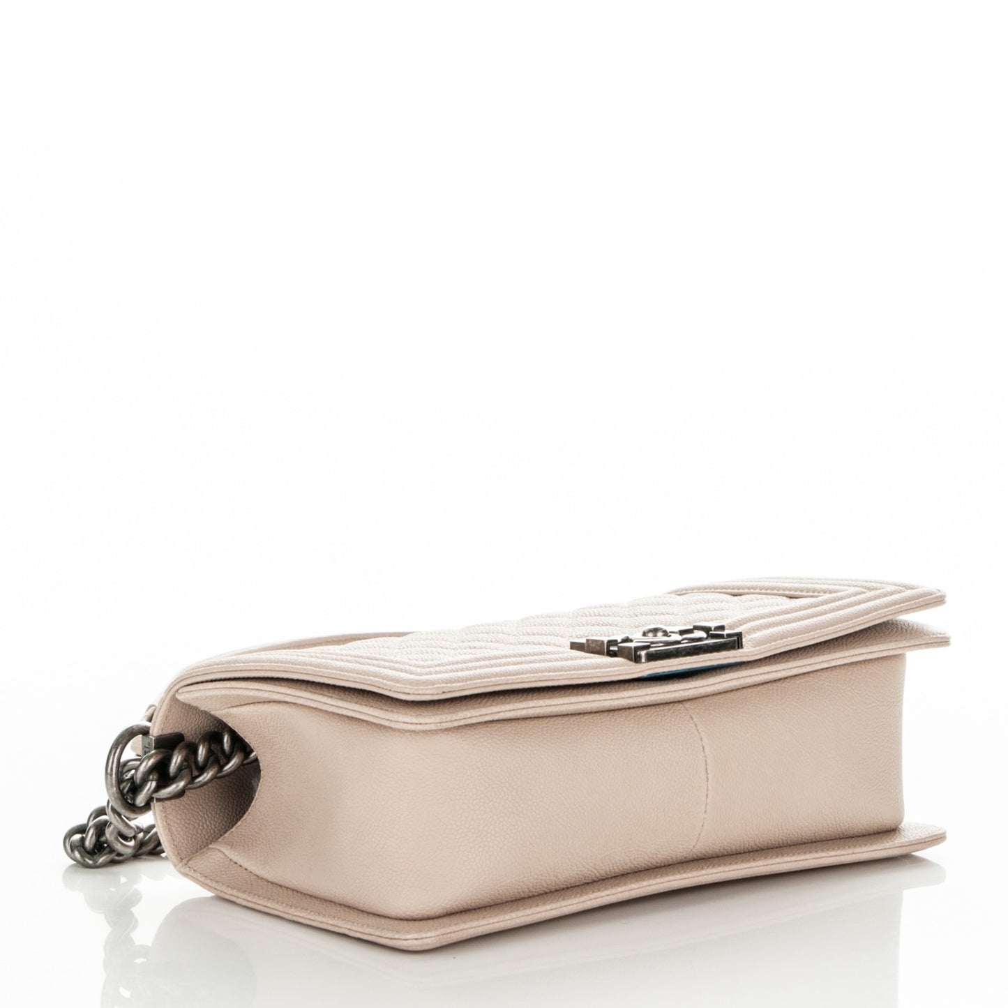 Caviar Quilted Medium Boy Flap Ivory