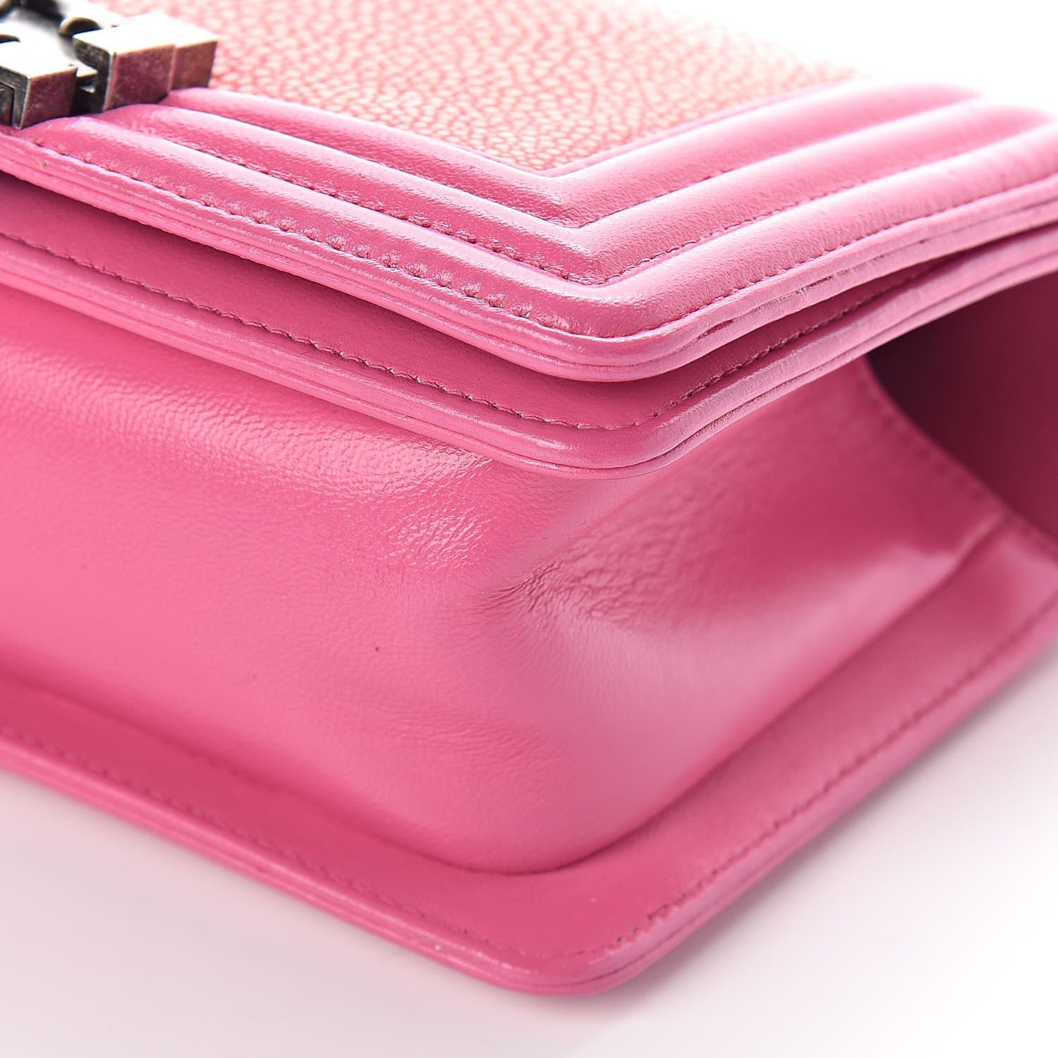 Chanel Galuchat Stingray Small Boy Flap Pink 9 of 10