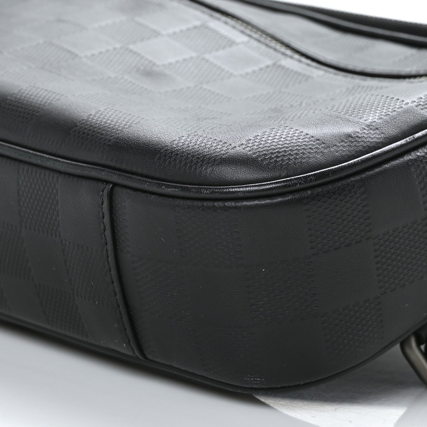 Damier Infini Ambler Onyx