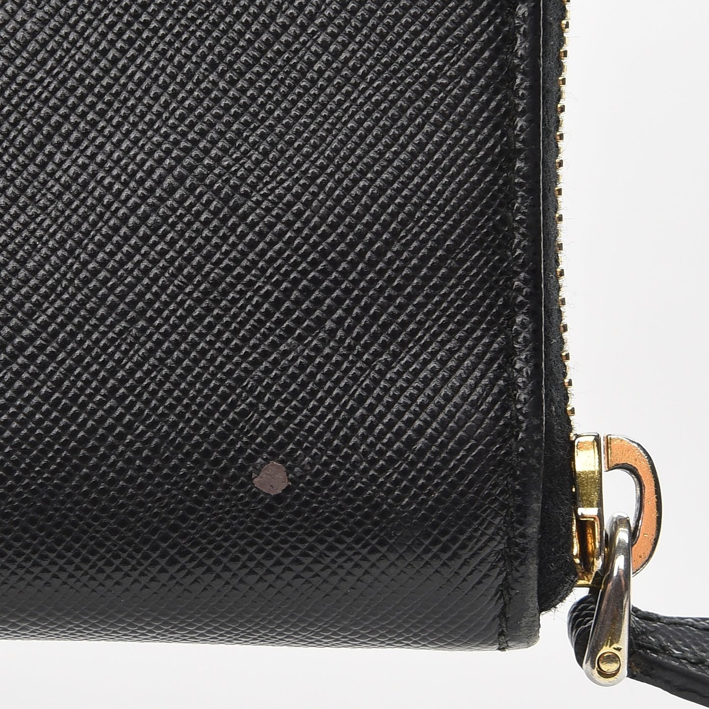 Saffiano Metal Zip Around Wallet Nero Black