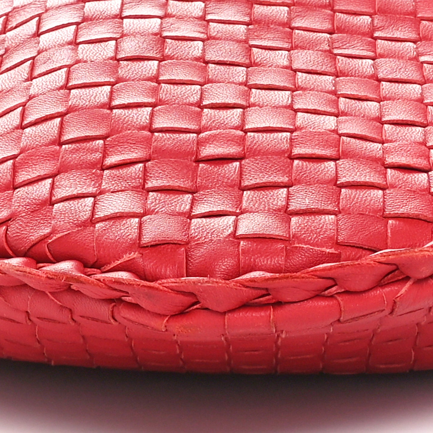 Nappa Intrecciato Medium Veneta Hobo Red