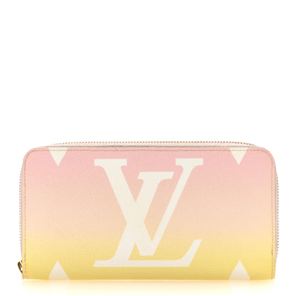 Louis Vuitton Monogram Giant By The Pool Zippy Wallet Light Pink 1 of 10