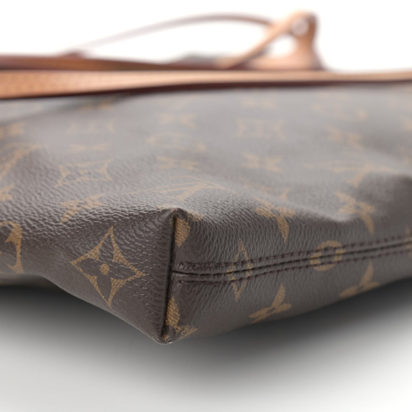 Monogram Carry It