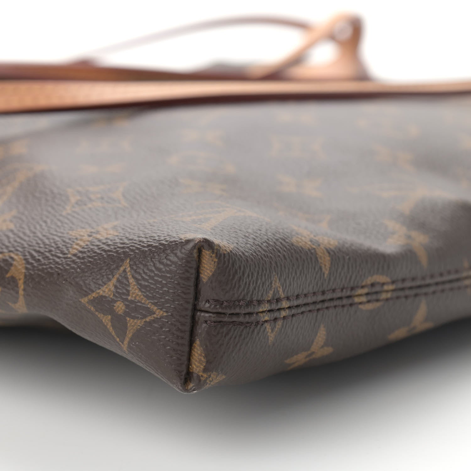 Louis Vuitton Monogram Carry It 6 of 8