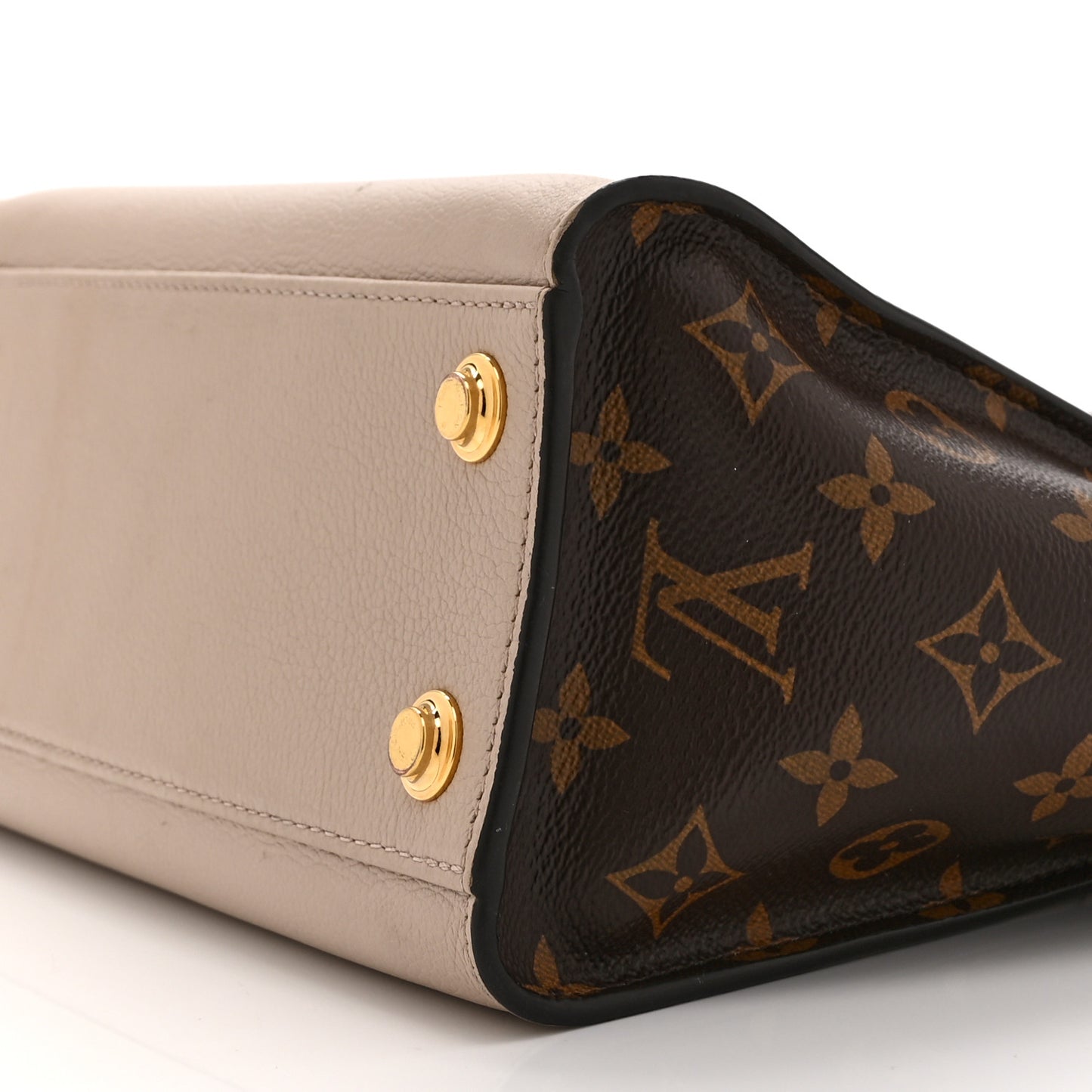 Calfskin Monogram On My Side PM Greige
