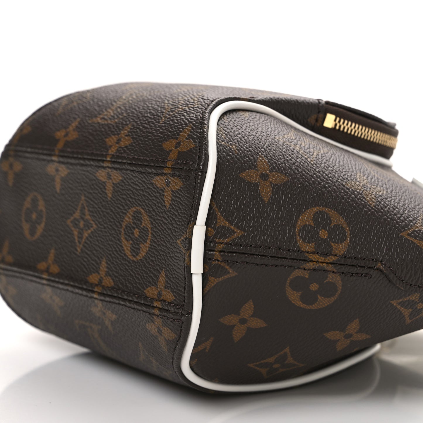 Monogram LV Match Ellipse BB White