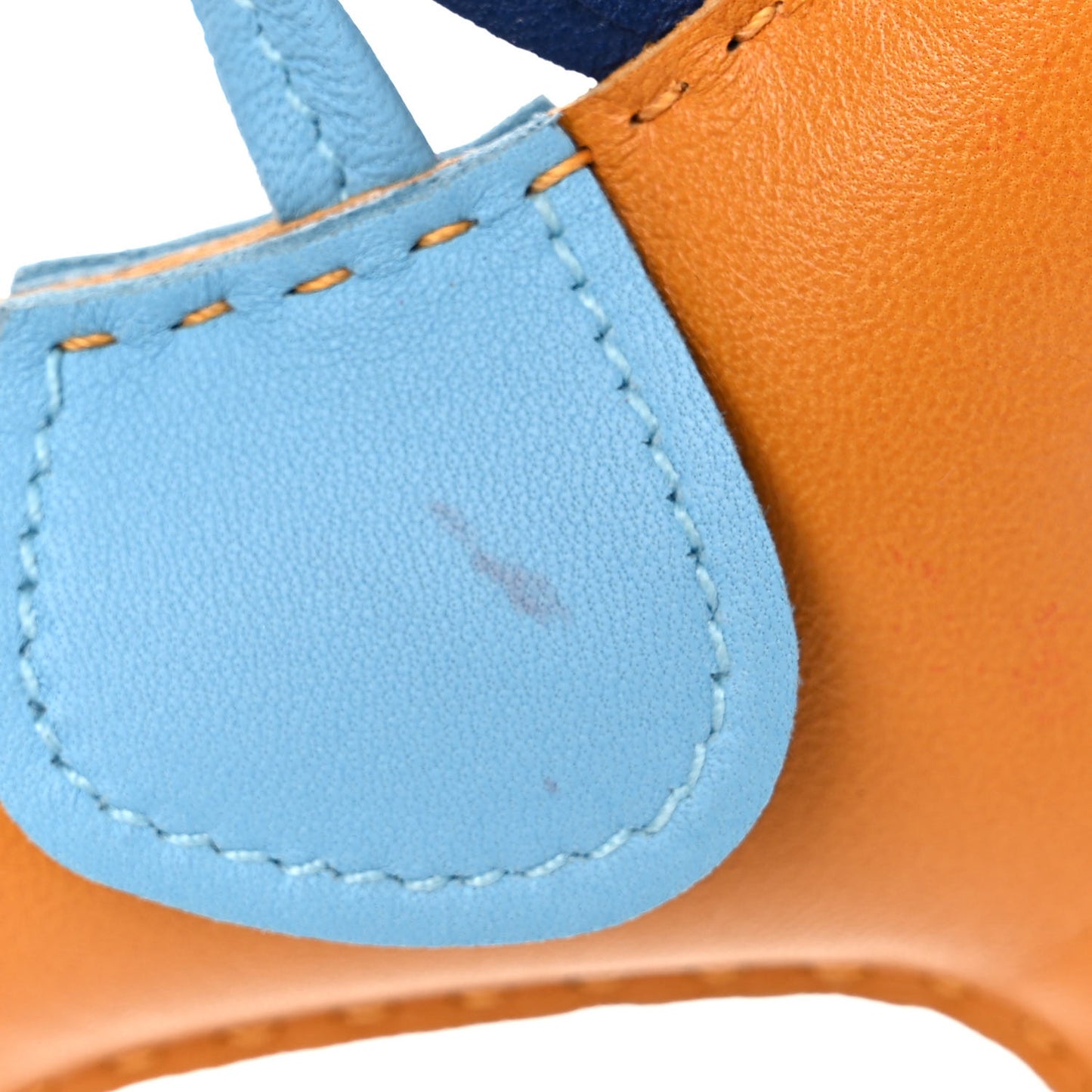 Milo Lambskin Grigri Rodeo Horse Bag Charm MM Naturel Bouton D'Or Celeste Bleu Saphir