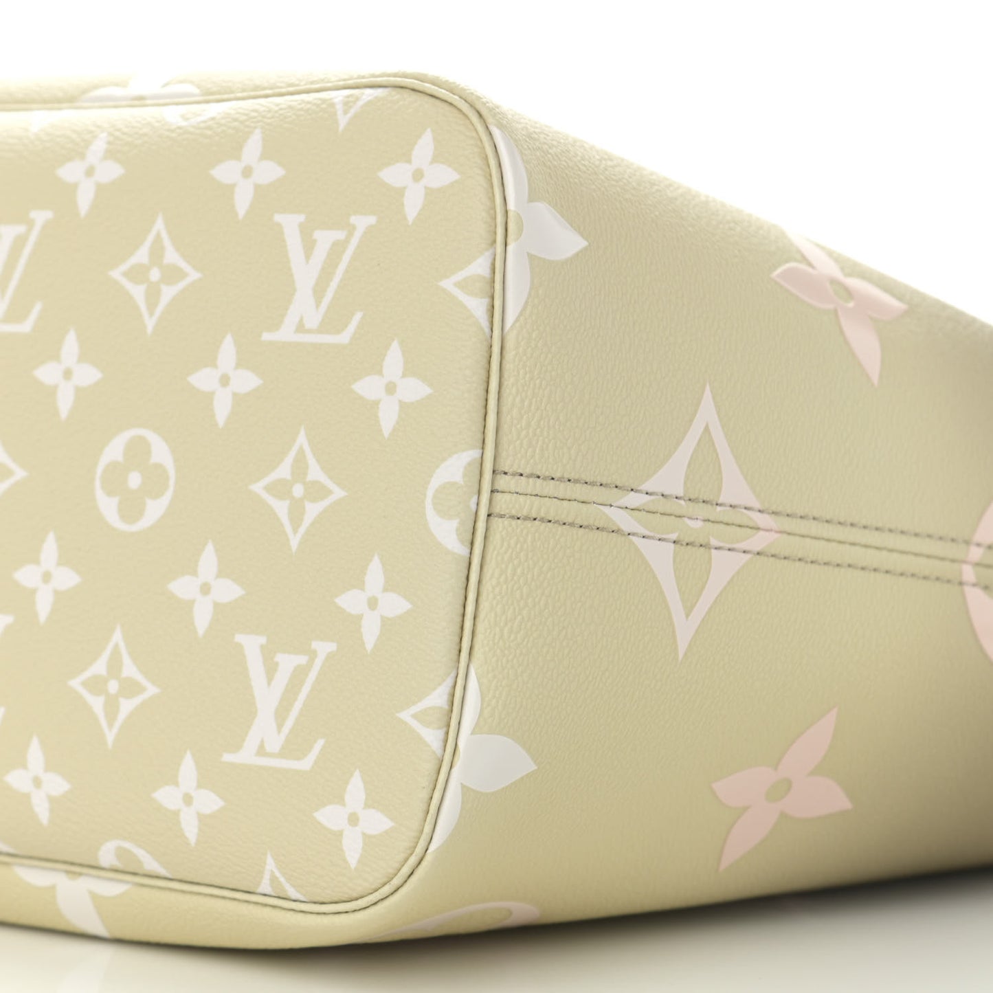 Monogram Giant Spring In The City Neverfull MM Sunset Kaki