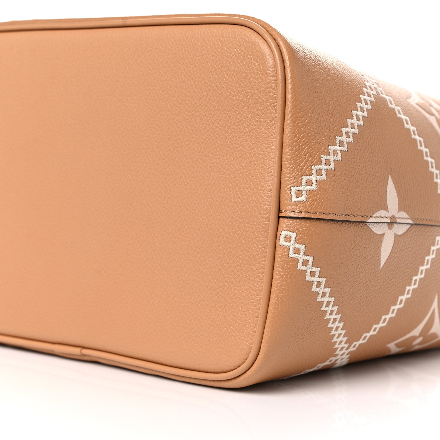 Louis Vuitton Empreinte Monogram Giant Broderies Neonoe MM Arizona 11 of 11