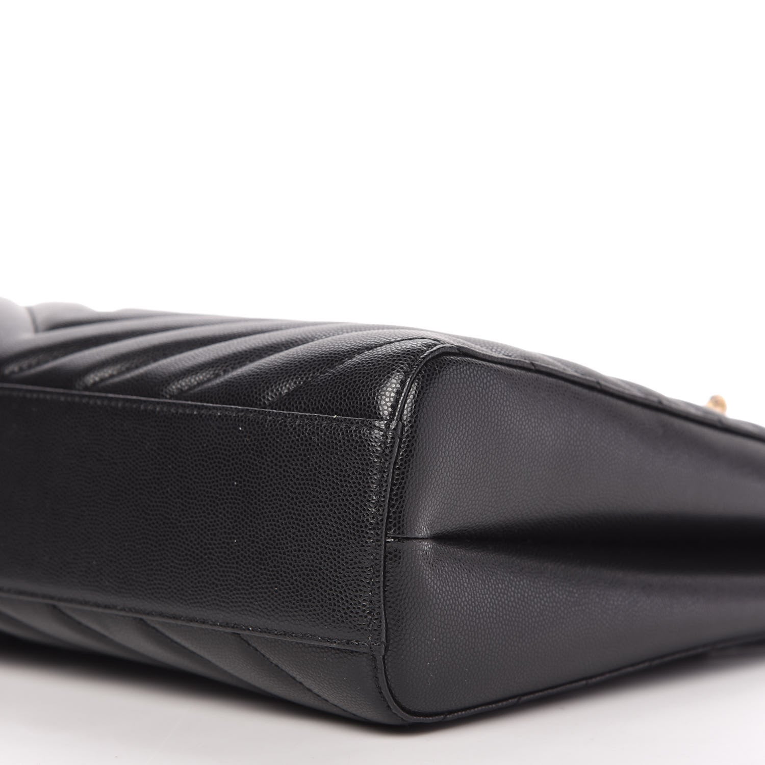 Saint Laurent Grain De Poudre Matelasse Chevron Medium Tribeca Shopping Bag Black 8 of 11