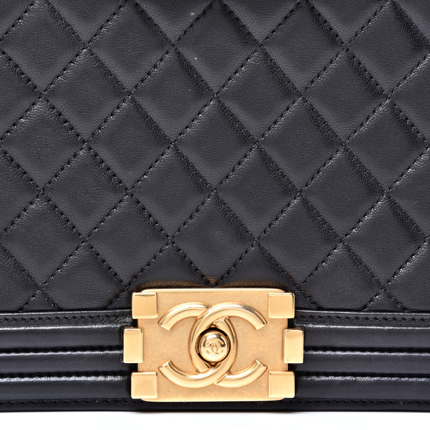Lambskin Quilted New Medium Boy Flap Black