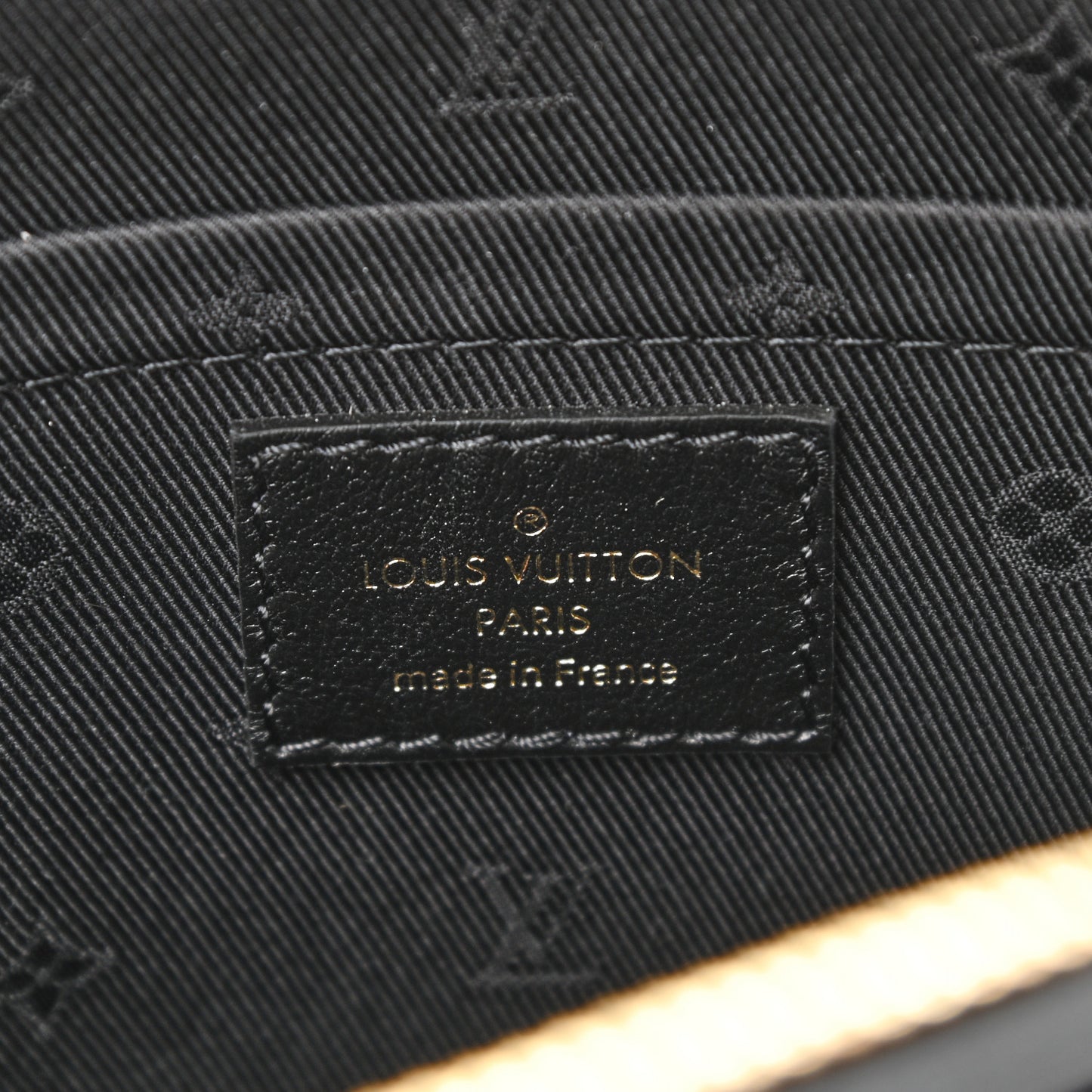 Calfskin Bubblegram Alma BB Black