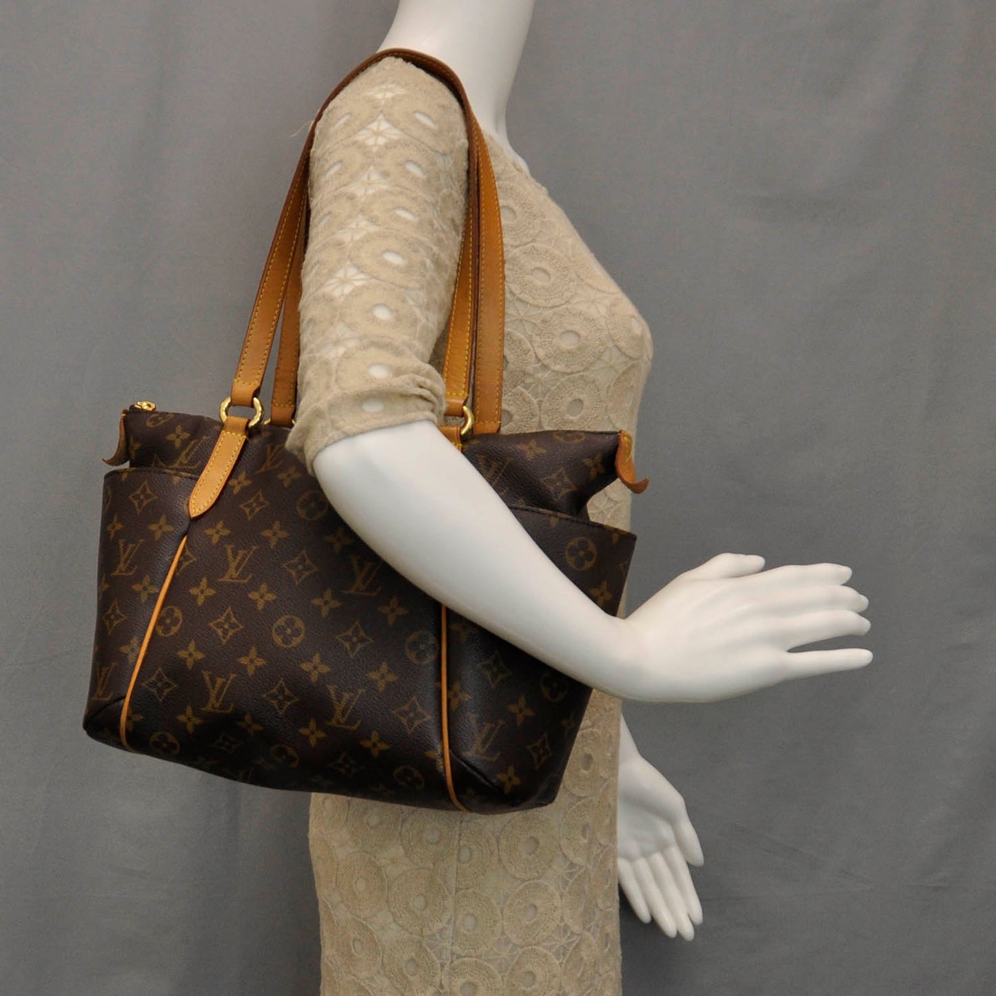 Monogram Totally PM