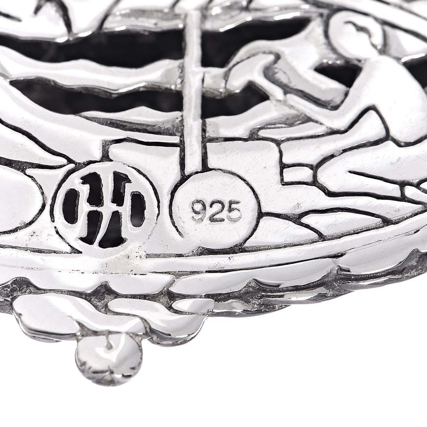 Sterling Silver Oval Palu Hammered Pendant
