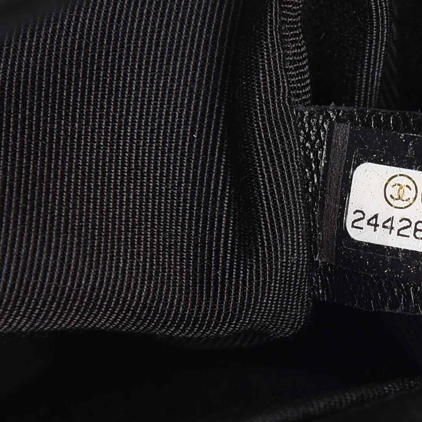 Caviar Chevron Quilted Small Boy Flap Black
