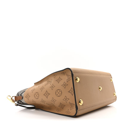 Louis Vuitton Calfskin Snakeskin Monogram On My Side MM Arizona Beige 4 of 9