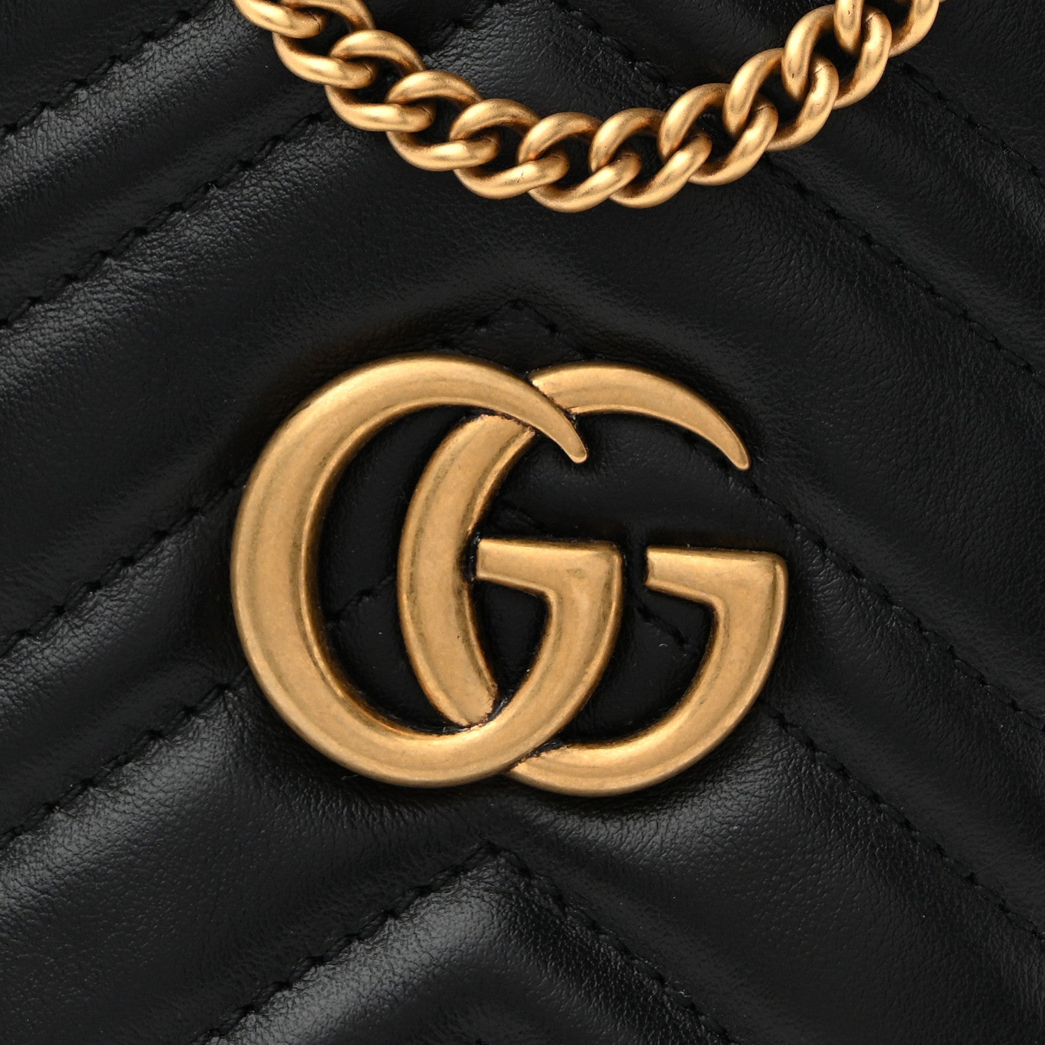 black mini gg marmont 2.0 backpack Gucci
