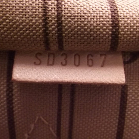 Louis Vuitton Monogram Neverfull MM 9 of 9