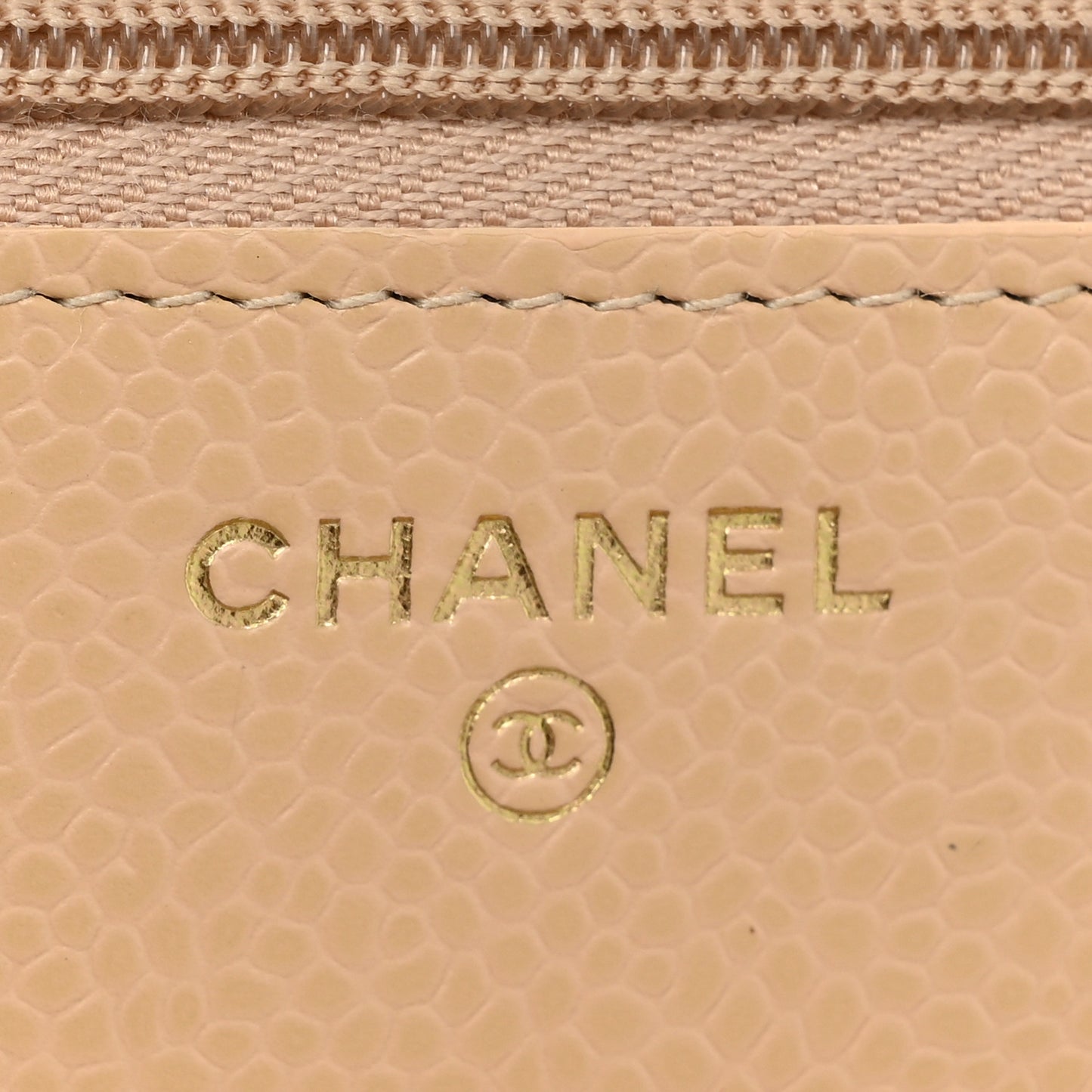 Caviar Quilted Wallet On Chain WOC Beige