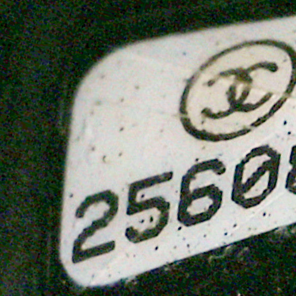 Caviar Studded Medium Deauville Pouch Black