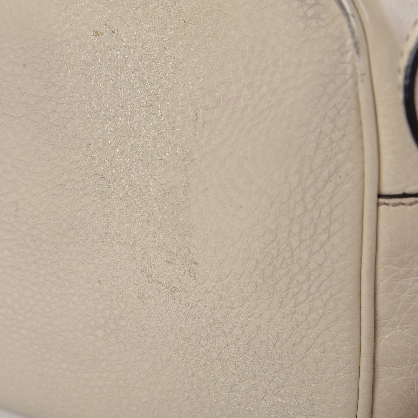Pebbled Calfskin Small Soho Disco Bag Off White