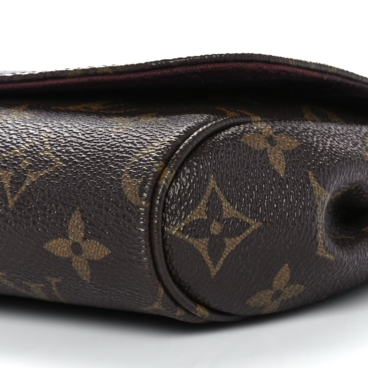 Louis Vuitton Monogram Favorite MM 8 of 8