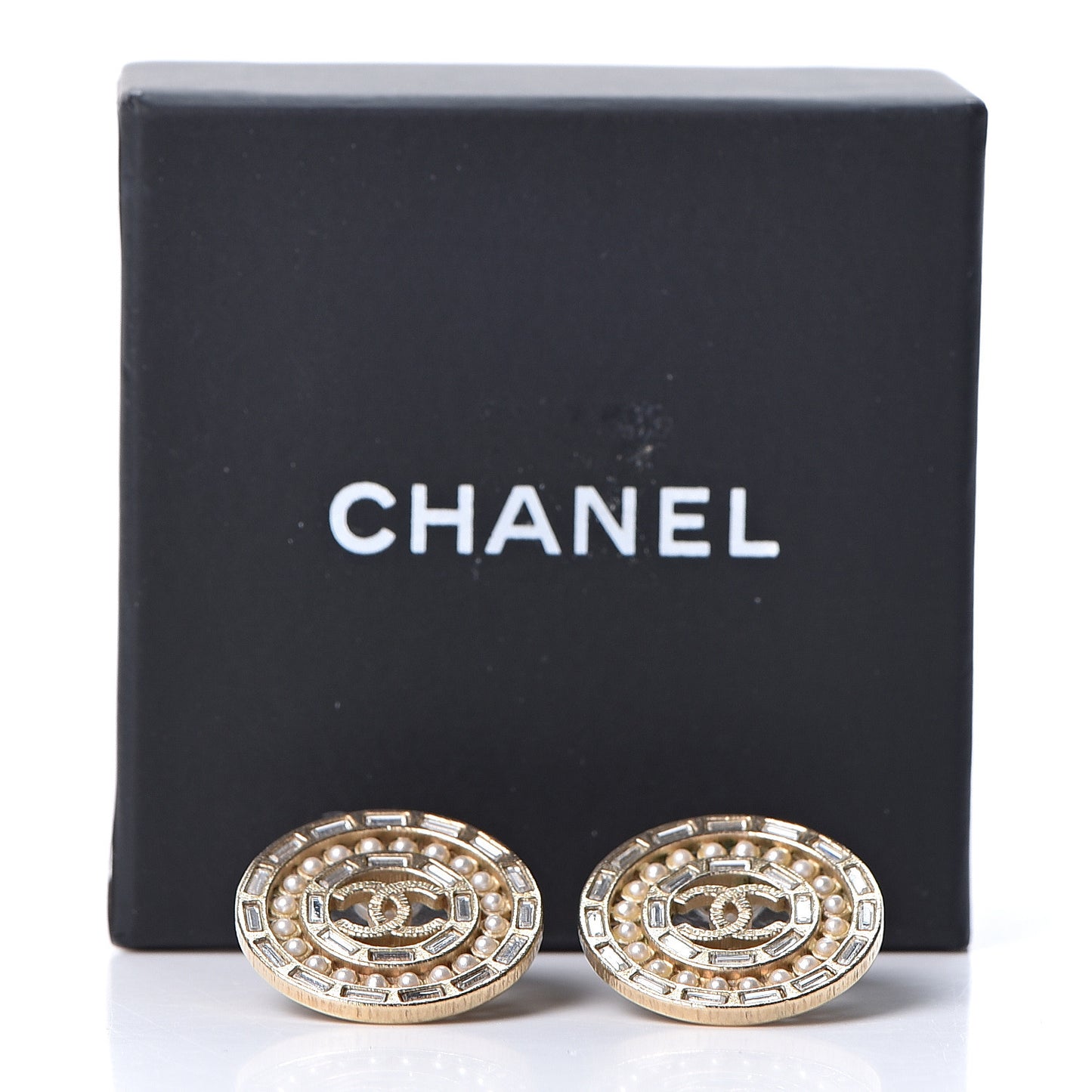 Pearl Crystal CC Round Earrings Gold