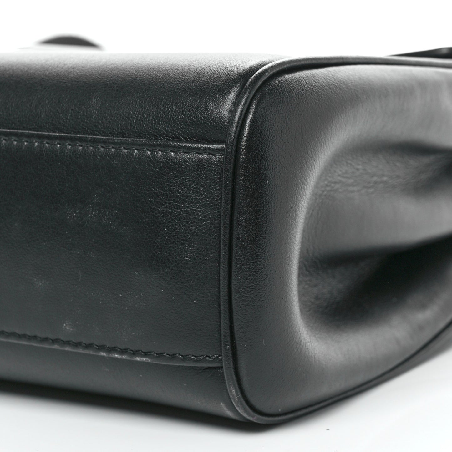 Smooth Calfskin Teen 16 Crossbody Bag Black