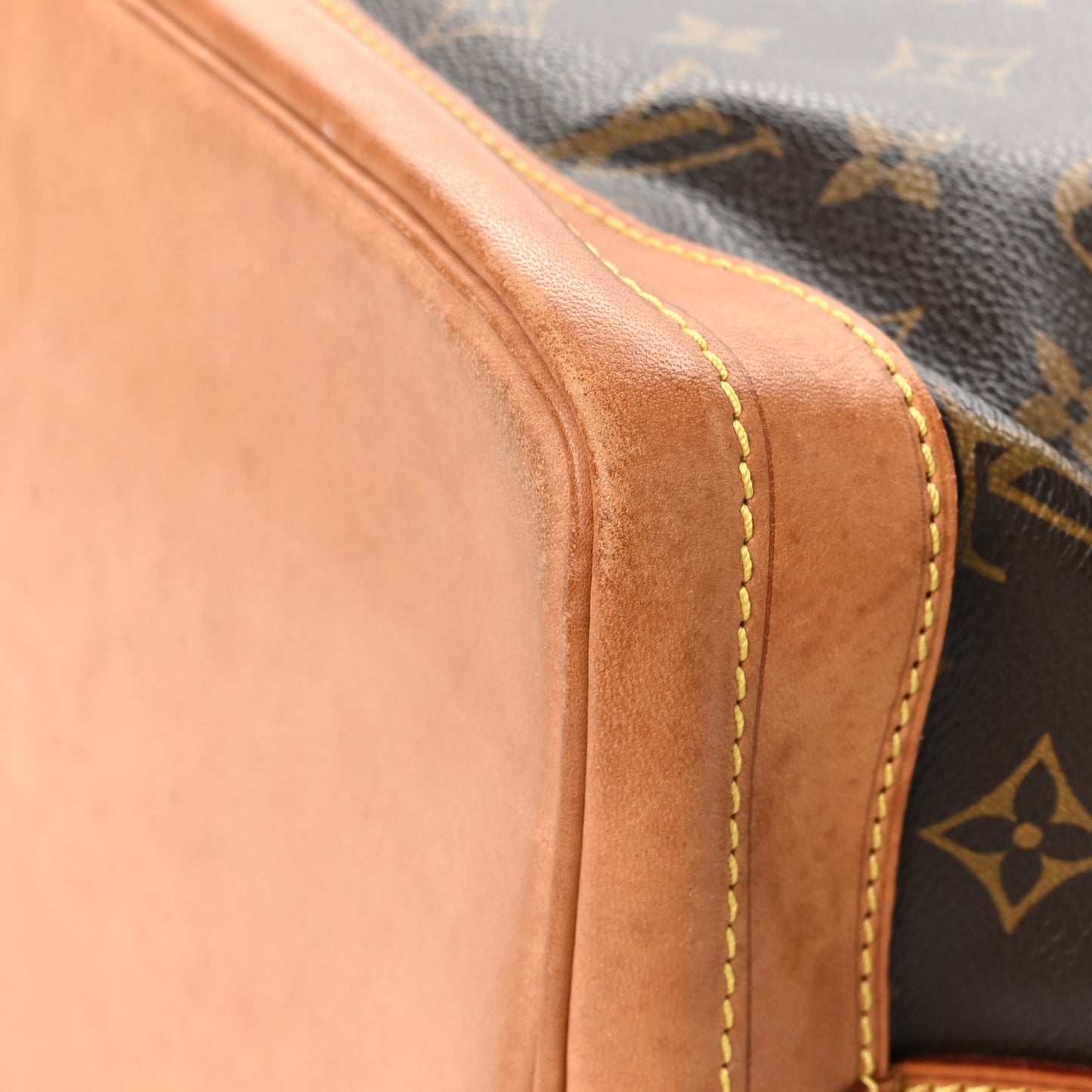 Monogram Noe