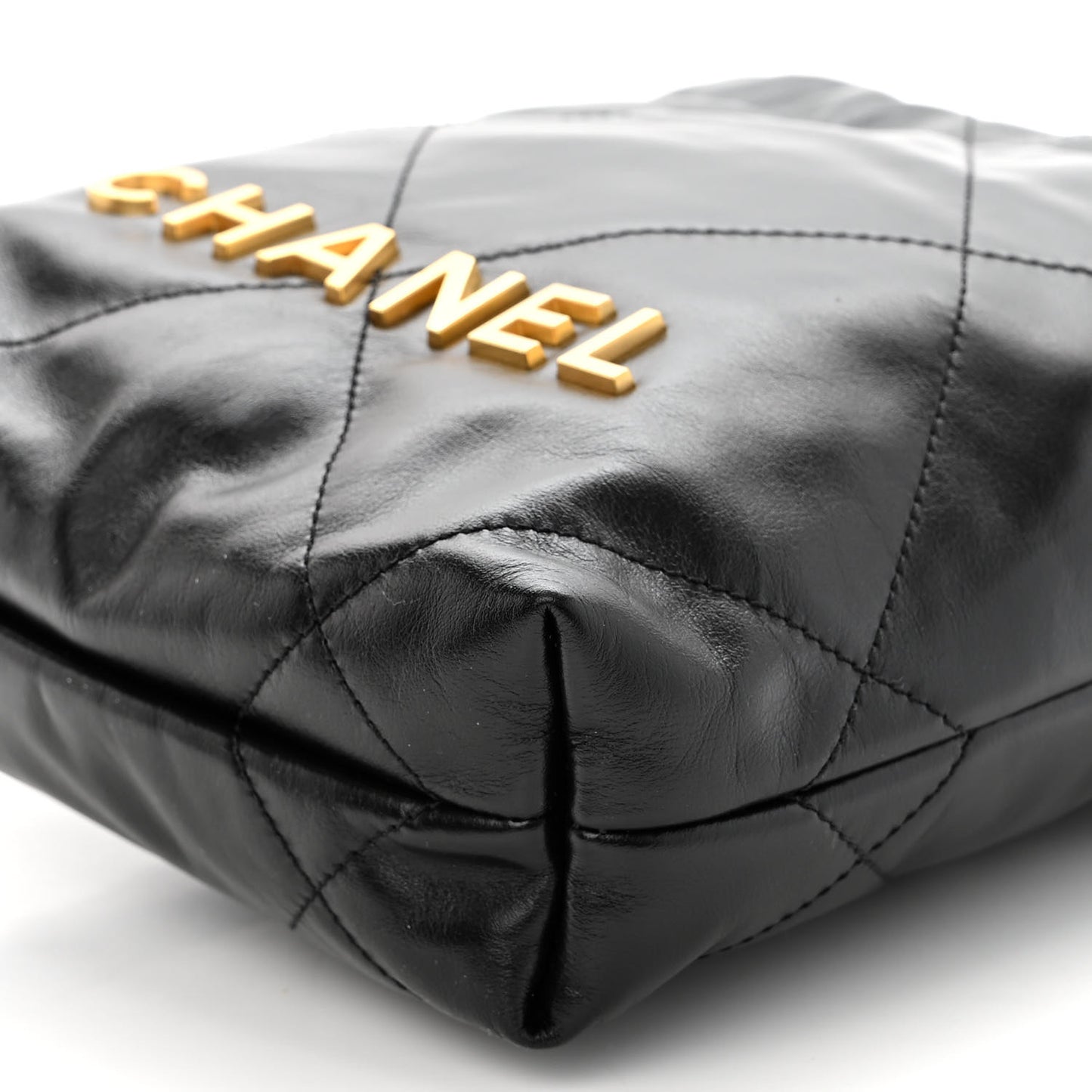 Shiny Calfskin Quilted Mini Chanel 22 Black