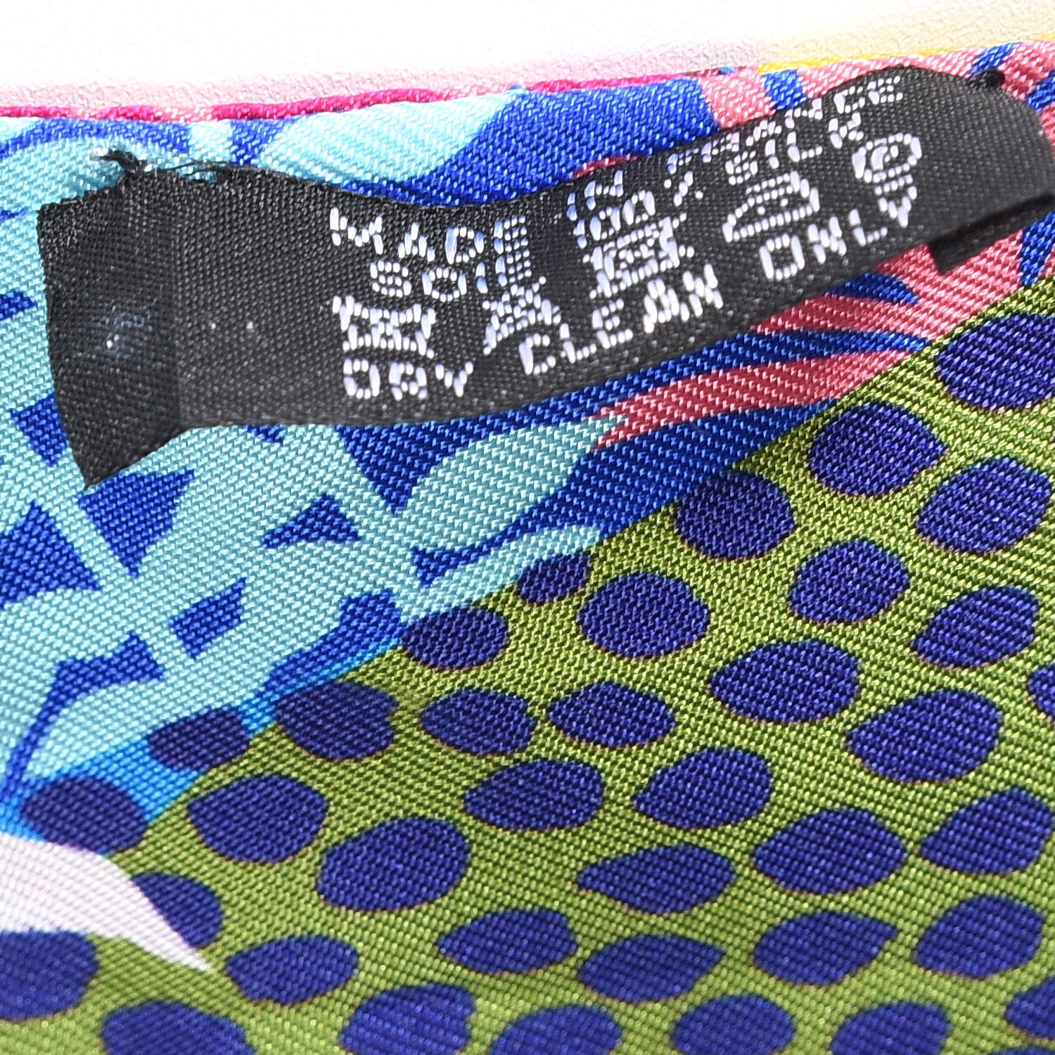 Hermes Silk Under The Waves Twilly Bleu Azur Jaune Fuchsia 3 of 6