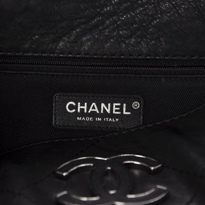 Chanel Washed Calfskin Diamond Stitch Large Hamptons Shopping Tote Black 8 of 14