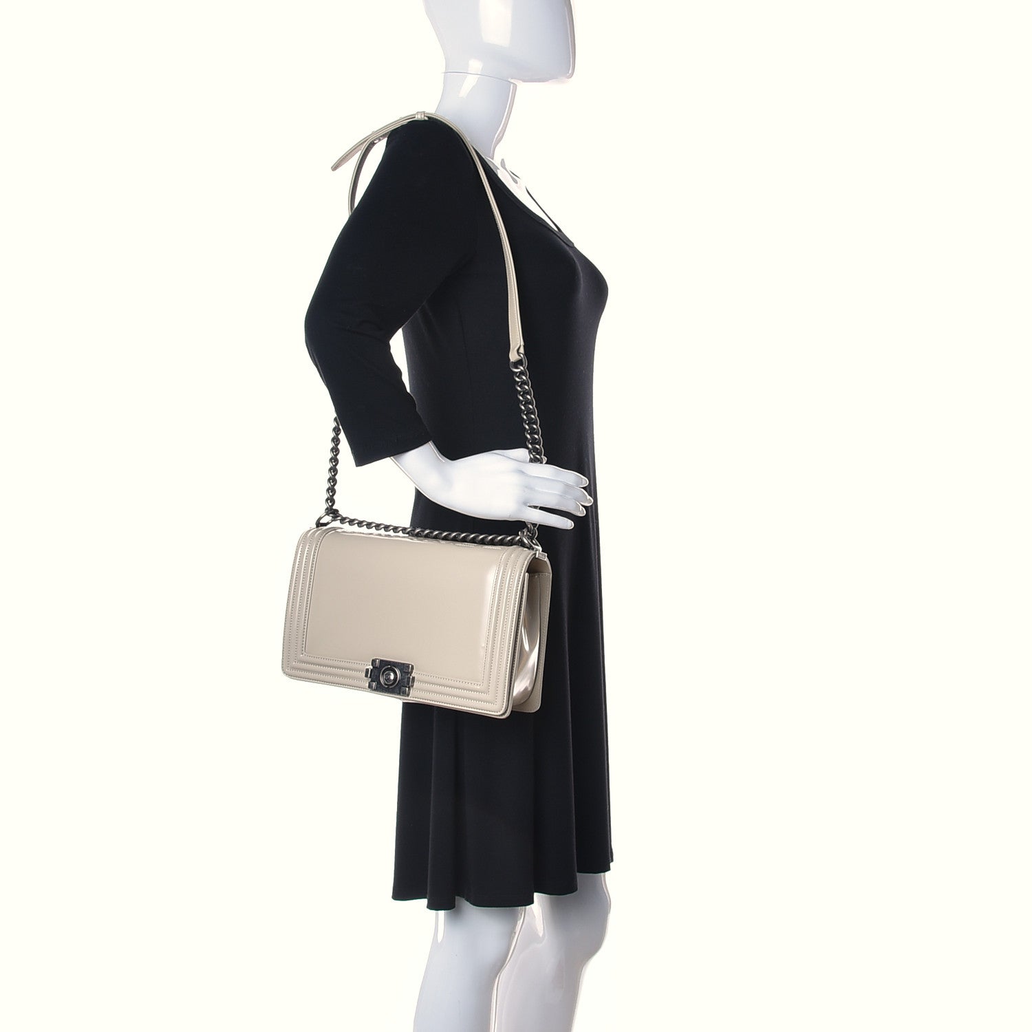 Chanel Glazed Calfskin New Medium Boy Flap Beige 2 of 10