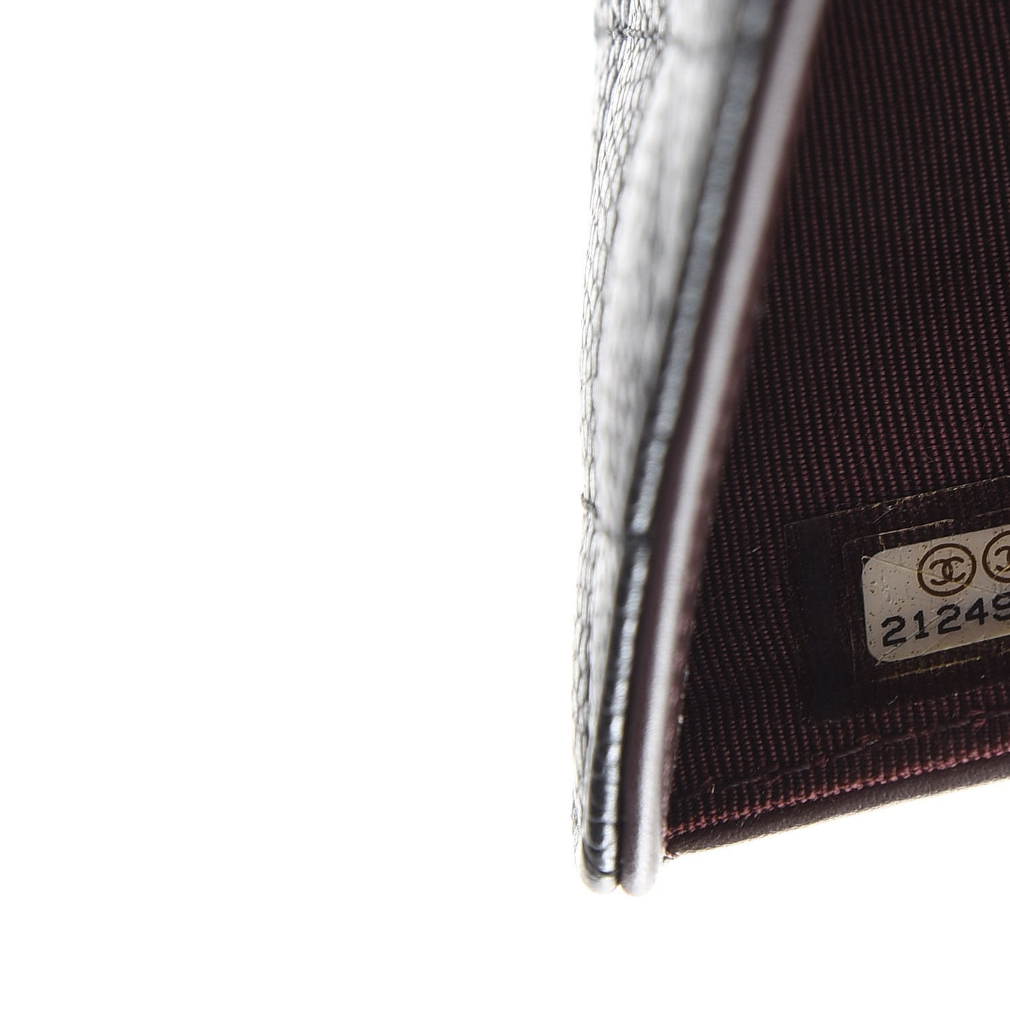 Caviar Quilted Yen Wallet Black