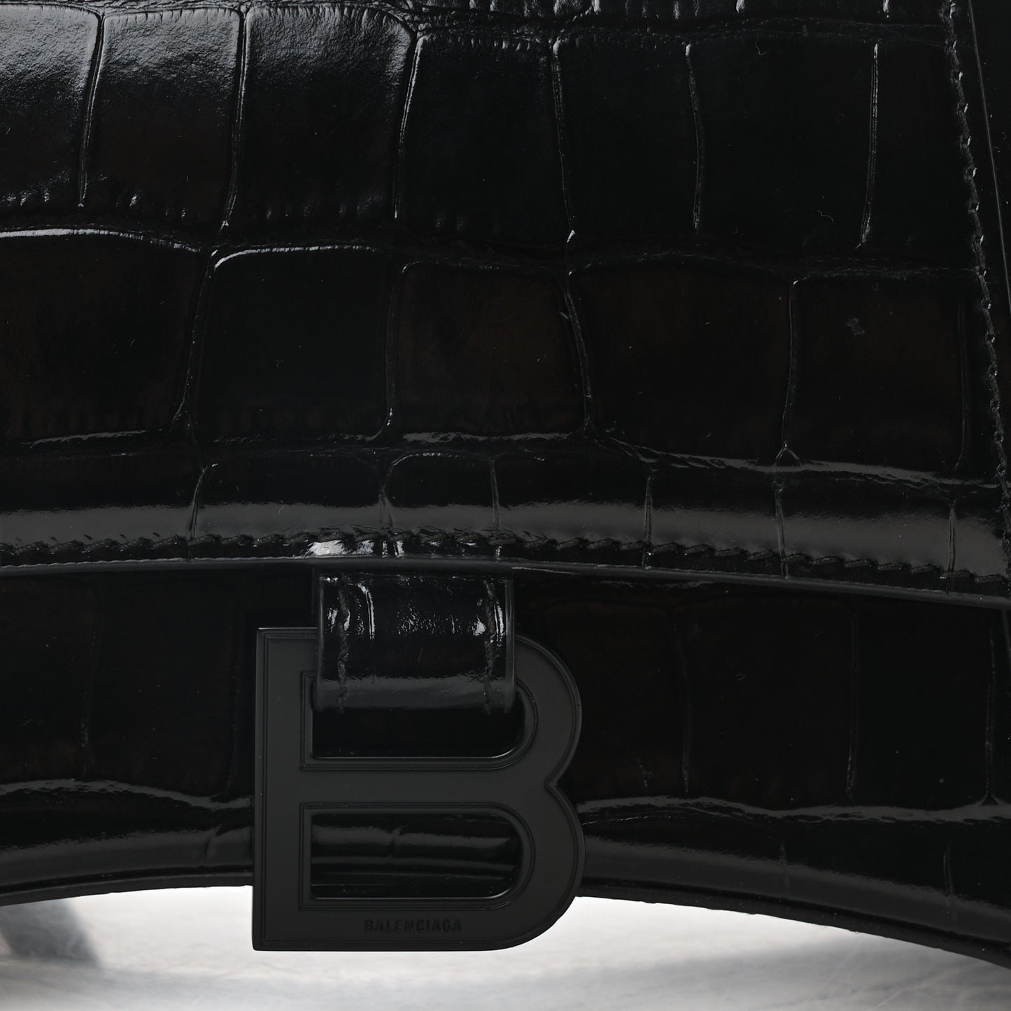 Shiny Calfskin Monochrome Crocodile Embossed Small Hourglass Top Handle Bag Black